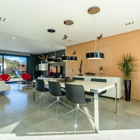 Casa Joan Apartment Llubi